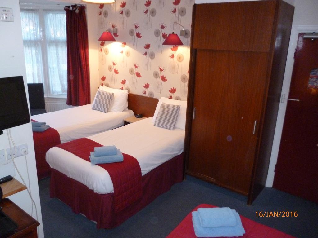 Grange Lodge Hotel - B&B Londra Cameră foto