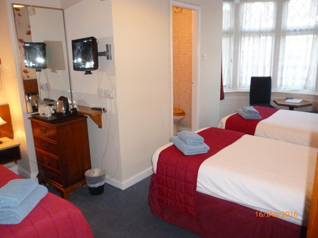 Grange Lodge Hotel - B&B Londra Cameră foto