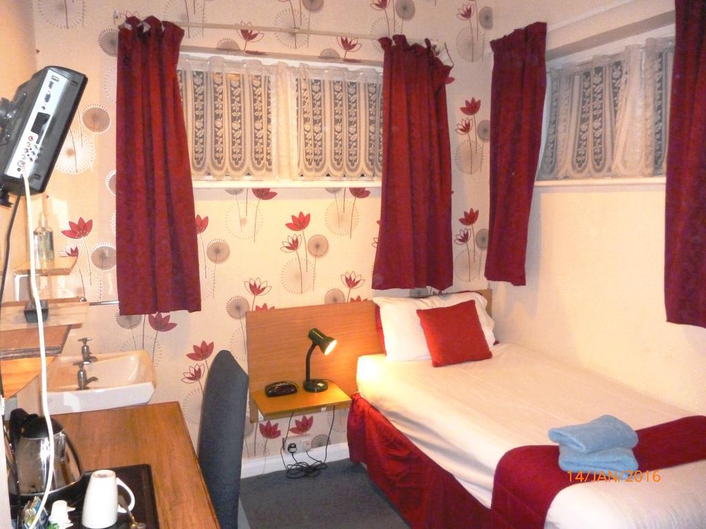 Grange Lodge Hotel - B&B Londra Cameră foto